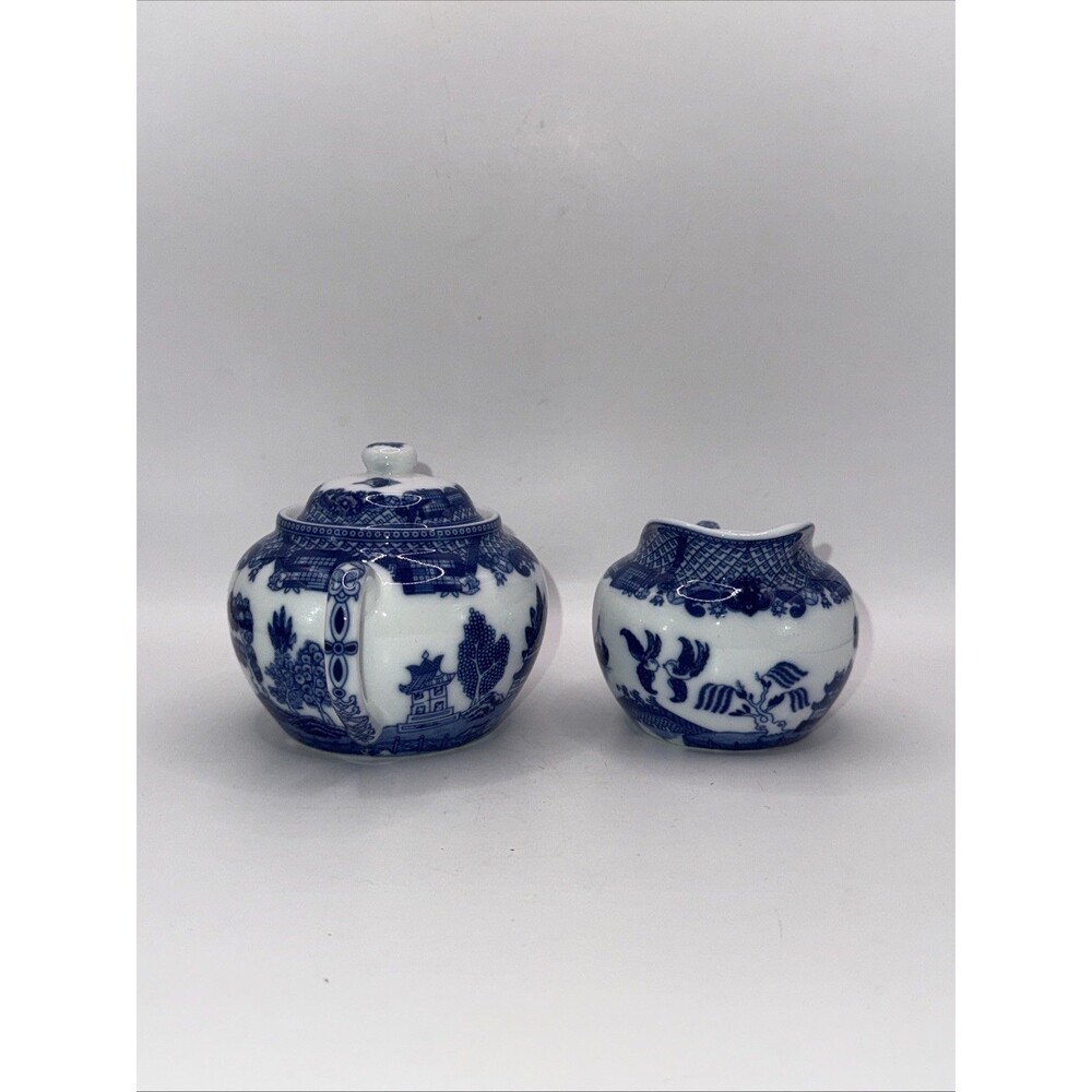 Blue Willow Sugar And Creamer Set - Picture 3 of 12